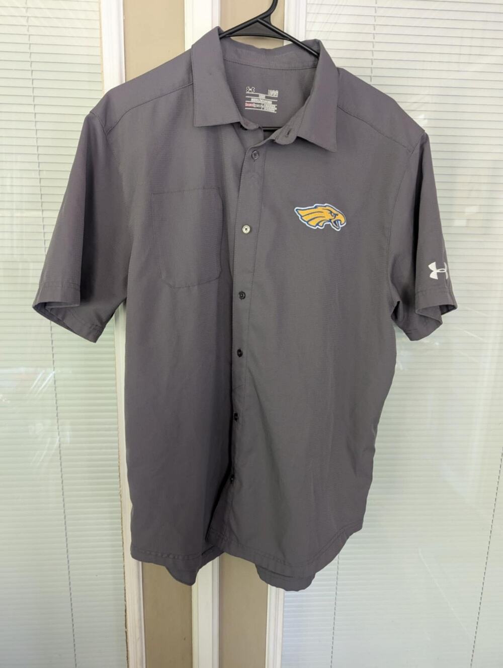 Philadelphia Eagles Under Armour Heat Gear Button Up Polo Men's Size L